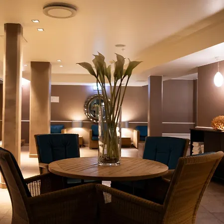 فندق Havnekontoret 4*