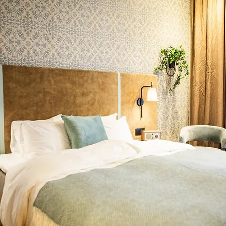 Havnekontoret Hotel 4*